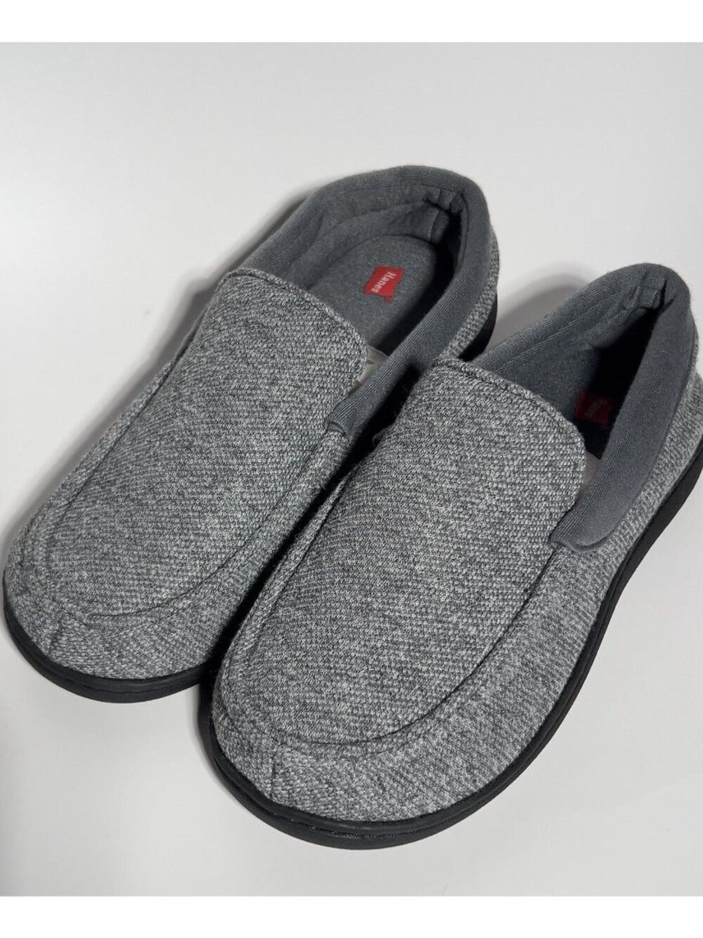 Hanes Gray Knit Moccasin House Slippers Size 6.5-7.5 Slip On